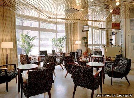 Scandic Plaza بوراس المطعم الصورة